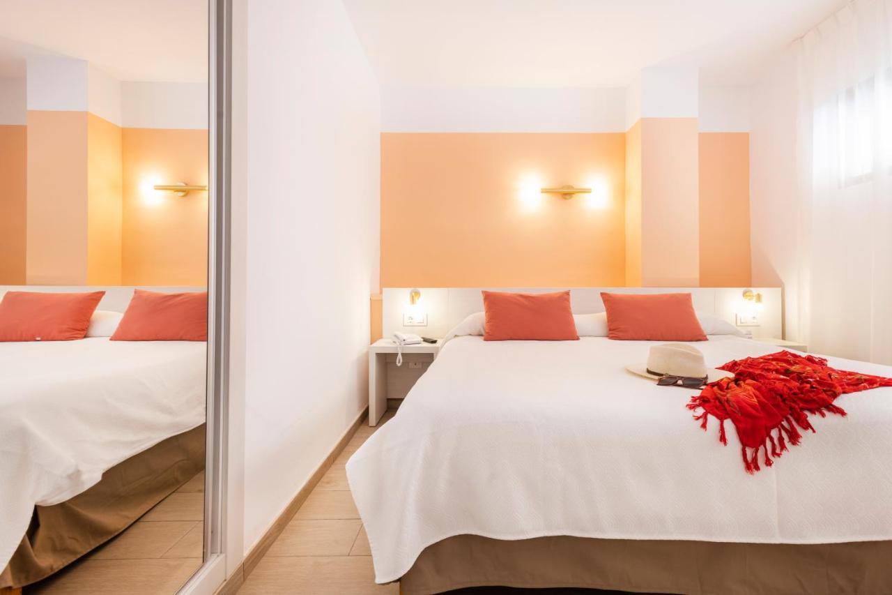 Flor Los Almendros Apartamentos Пагуера Екстериор снимка
